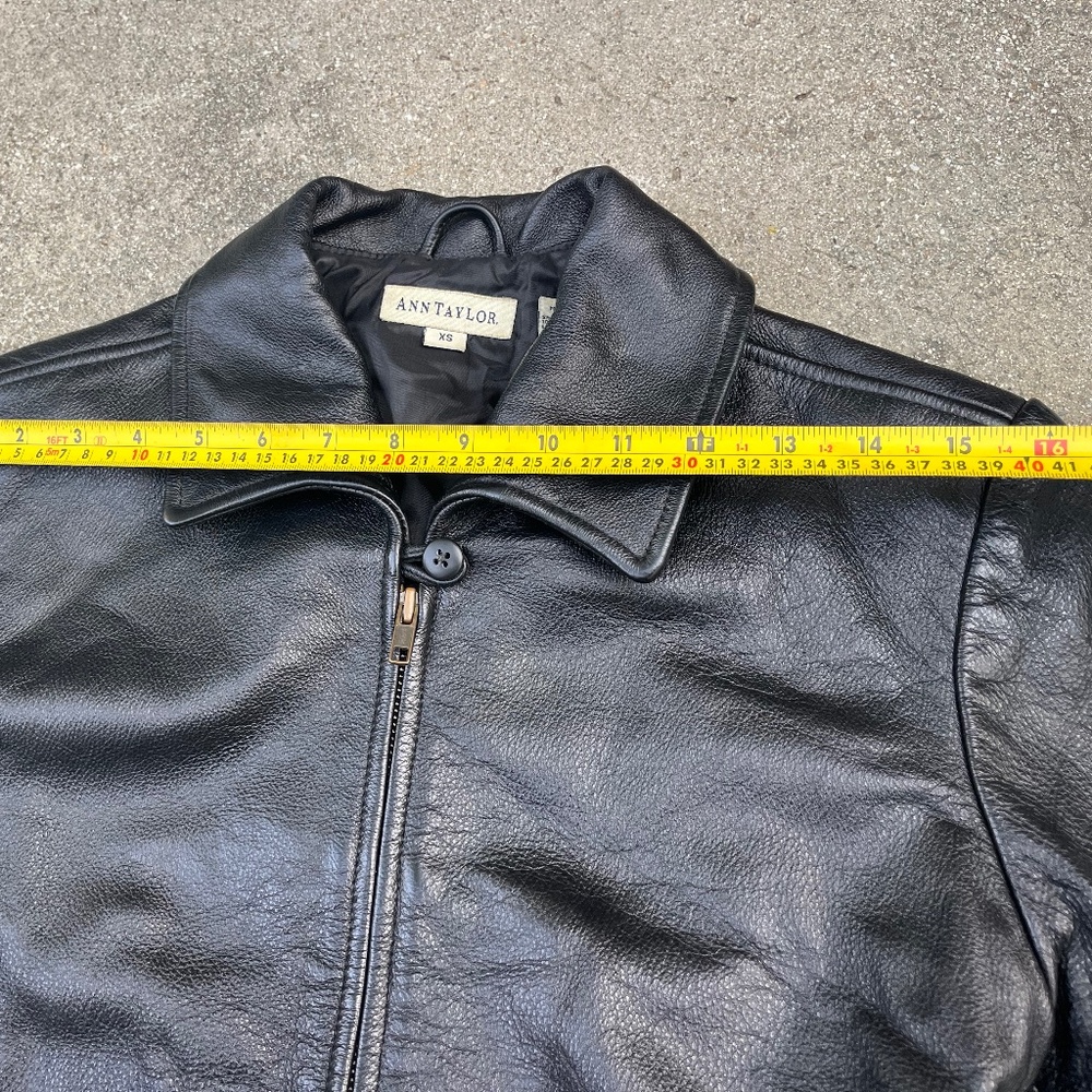 90s leather jacket black fitted crop cropped buckleback xs ann taylor biker moto - Picture 7 of 12